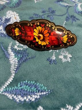 Russian signed HandPainted PreOwned Barrette